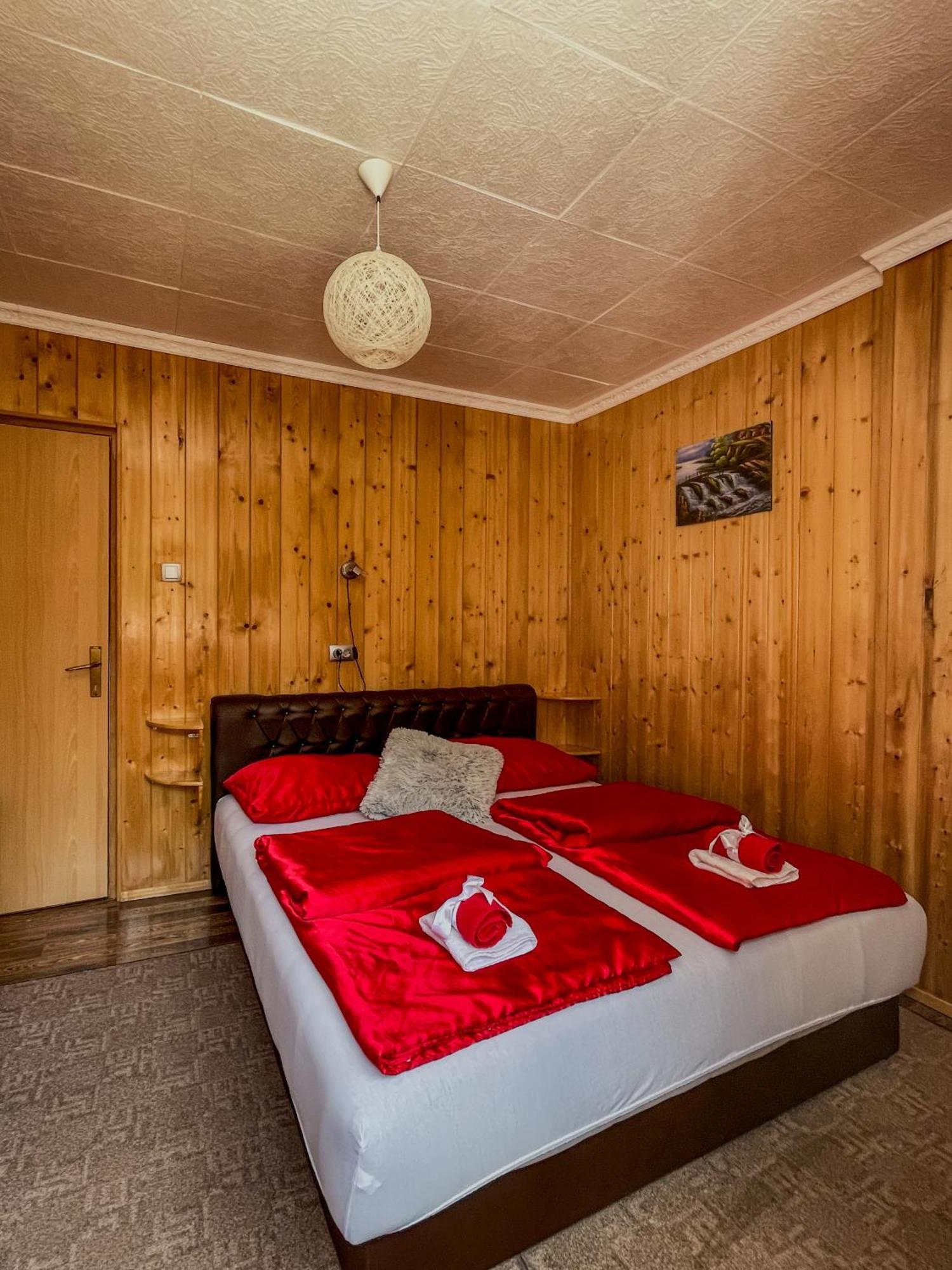 Apartment Phoenix No.12 Korenica Dış mekan fotoğraf